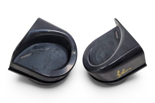 2004-2008 Acura RL Honk Horn Note Signal Low/High Set (Mitsuba), F047, OEM, 2004, 2005, 2006, 2007, 2008