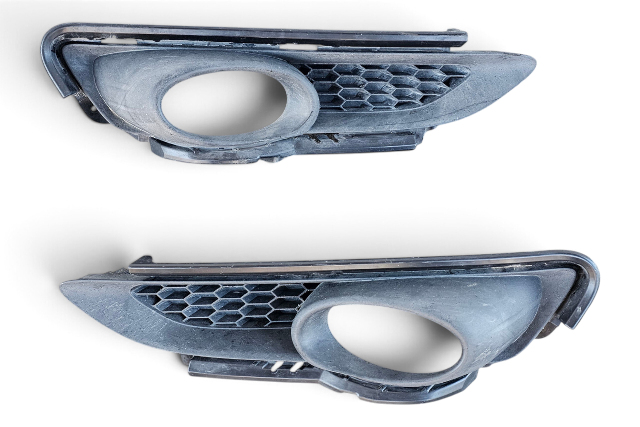 2011-2012 Honda CR-Z CRZ Right/Left Fog Light Lamp Cover ONLY Set, 71107-SZT-G00, F052, OEM, 2011, 2012