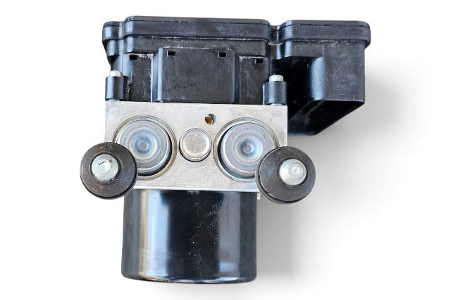 2011-2012 Honda CR-Z CRZ ABS Pump Brake Modulator A/T 1.5L 4Cyl. 57110-SZT-S01, F052, OEM, 2011, 2012