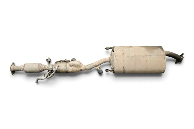 2010-2015 Lexus RX450h Center Exhaust Pipe Muffler, 17420-31291, F053, OEM, 2010, 2011, 2012, 2013, 2014, 2015