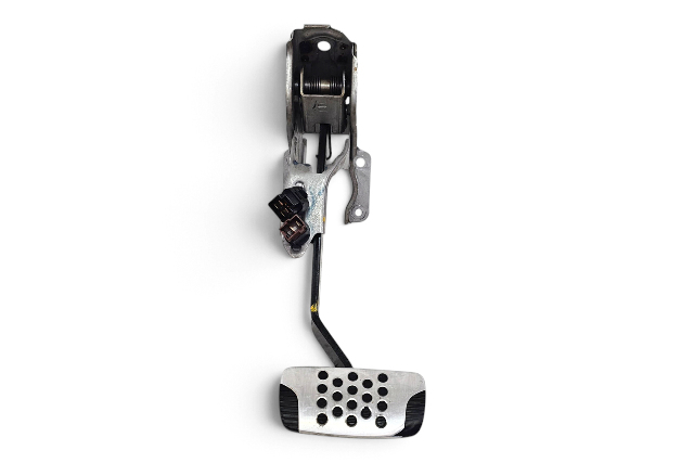 2003-2008 Nissan 350Z Automatic Brake Pedal Assembly W/ Bracket Switches 46501-CD813, F056, OEM, 2003, 2004, 2005, 2006, 2007, 2008
