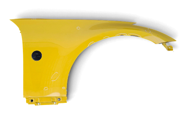 2003-2008 Nissan 350Z Front Right/Passenger Fender Yellow, FCA00-CD0MA, F056, OEM, 2003, 2004, 2005, 2006, 2007, 2008