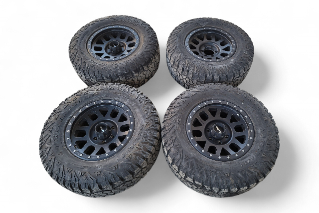 Used Wheel/Tire Methood Steel Rim, Delium Terra Raider A/T LT 285/70R17 Set of (4) 2022 $$