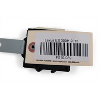 2013-2014 Lexus ES300h Outer Mirror Control Computer Unit 89430-33190, F010, OEM, 2013, 2014