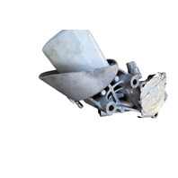 2003-2009 Toyota 4Runner Engine Oil Cooler Base Bracket Cap 15670-31010, F032, OEM, 2003, 2004, 2005, 2006, 2007, 2008, 2009