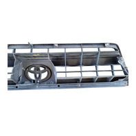 2003-2006 Toyota 4Runner Front Bumper Upper Grill Silver Metallic, 53100-35860-B0, F032, OEM, 2003, 2004, 2005, 2006