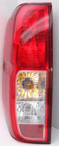 Oem Nissan Frontier Suzuki Equator Left Driver Side Tail Lamp Lens Crack Ebay