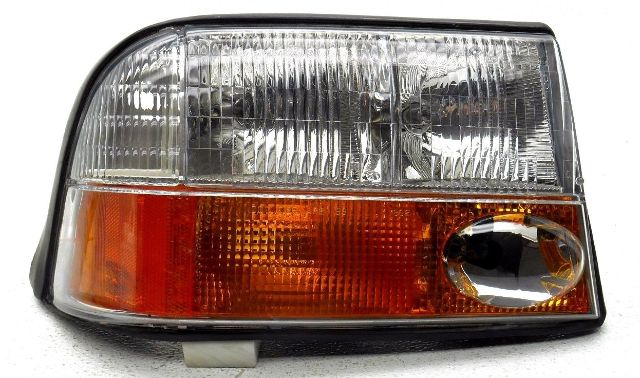 thumbnail image 2 of Headlight Kit For 1998-2005 GMC Jimmy – Driver & Passenger Side With Halogen Bulbs 2 of 11