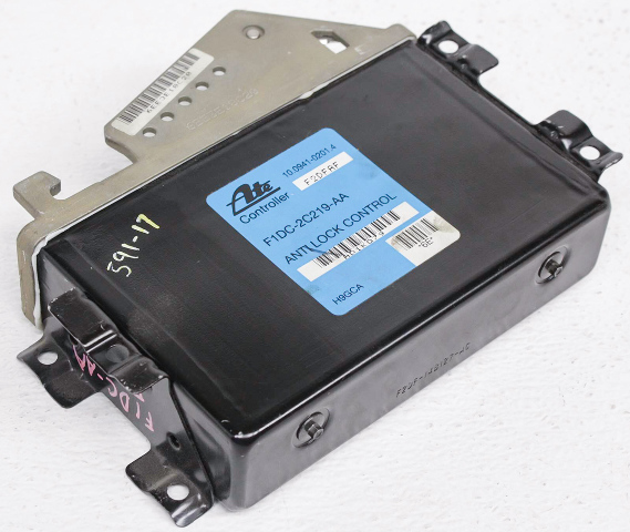 2001-02 LINCOLN TOWN CAR KEYLESS ENTRY MODULE 1W1T-13C791-AB OR AA OEM