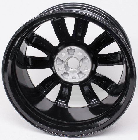 OEM Mazda CX-9 Bright Silver Wheel 18