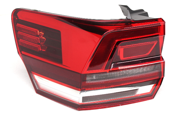 OEM Export ~ 3CN-945-095 OEM Volkswagen Atlas Outer Left Incandescent Tail Lamp ![