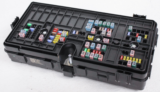 L1MT-14D088-MF OEM Ford Explorer Cabin Fuse Box | eBay