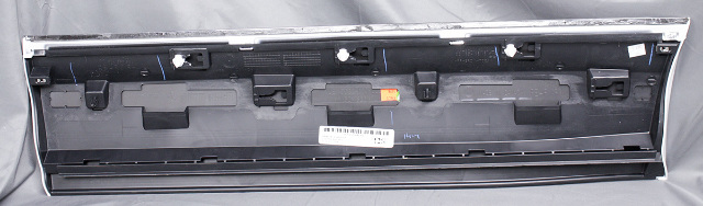 OEM VW Atlas Right Side Rear Door Molding Pure White, 3CN-854-950