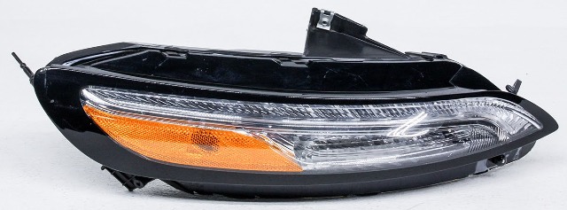 Blemished Low outer mount tab missing. Park lamp, turn signal and DRL. Mounted between bumper cover and fender. Lens surface is nice. Part is in good condition. Please verify the part number with your local Jeep dealer using your VIN and the part number provided before purchasing.** ### Photos ![