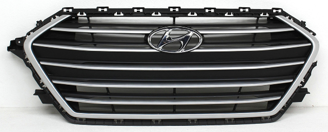 Blemished ONLY fits US built vehicles (1st digit VIN 5). This grille has some scratches, and is missing the left (driver side) tab (see images). May have other minor imperfections. Please match part numbers before purchasing.** ### Photos ![