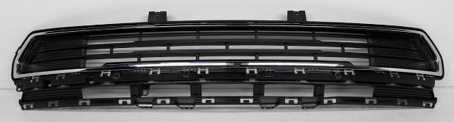 Blemished Lower Grille. ONLY fits SL, SLE, SLT trim level models! (IE: Does NOT fit AT4 or Denali models!) May have other minor imperfections. Please match part numbers before purchasing.** ### Photos ![