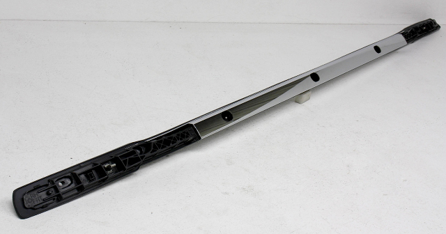 Blemished FITMENT NOTES: Right, passenger side, roof rail only. Hardware and end covers not included. For vehicles without sunroof. May have other minor imperfections. Please match part numbers before purchasing.** ### Photos ![