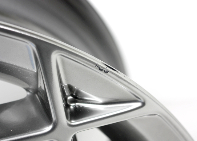OEM 19 inch REAR Wheel Scratches Marks For Genesis G80 Hyper