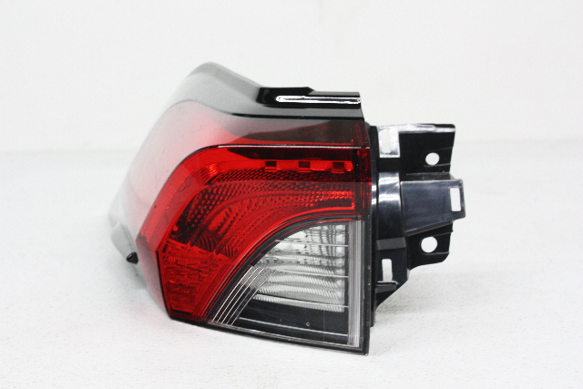 81560-0R090 OEM Left Driver Side LED Tail Lamp For Toyota Rav4