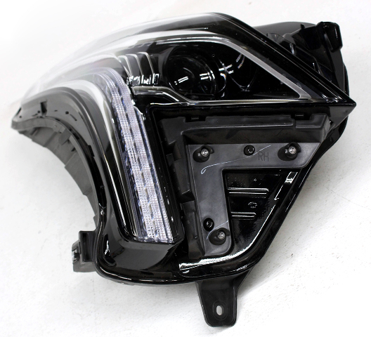 Blemished Multiple similar items in stock; size and location of blemish may vary but will be as described. Lens may have marks from storage and handling. FITMENT NOTES: LED type (Option Code: T4L), w/OUT auto leveling. ONLY fits 2020 models with build date thru 04/21/2020.** ### Photos ![