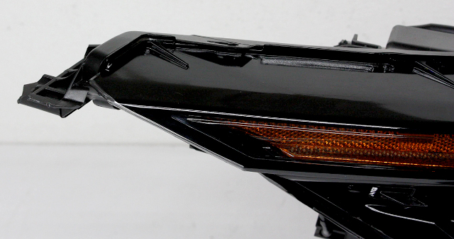 シアナ　FR ライドライン OEM Right Passenger LED Headlamp For Nissan Pathfinder Rock Creek