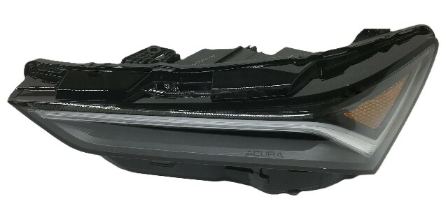 Blemished Left driver side headlamp, LED type. WARNING: For proper functionality, system may require dealer level programming after installation. Lens surface may have other marks. Not in original box. Please match part numbers before purchasing.** ### Photos ![