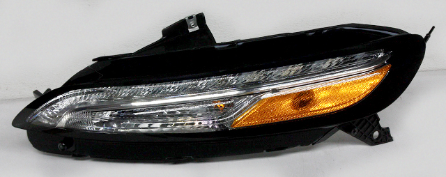 Blemished Upper Left (driver) side park lamp, turn signal, and DRL. Mounted between bumper cover and upper fender. Lens surface may have marks. May have other minor imperfections. Please match part numbers before purchasing.** ### Photos ![