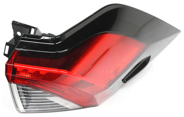 Blemished FITMENT NOTES: Right quarter panel mounted tail lamp, LED type. ONLY for North America built models. Lens surface may have marks. May have other minor imperfections. Multiple similar items in stock; item received may not be exactly as pictured but will be as described. Please match part numbers before purchasing.** ### Photos ![