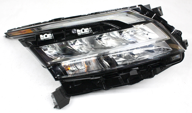 さかさか様確認用 2019-2022 Nissan Altima Headlamp Assembly - Passenger Side