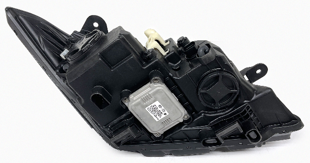 OEM Left Driver Side LED Headlamp For Genesis G80 Sport (3.3L