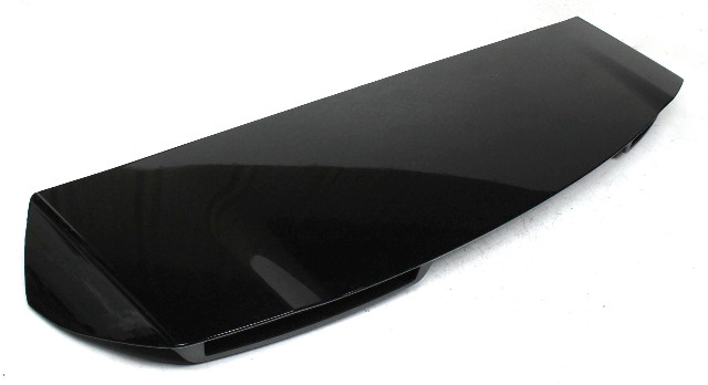 Blemished Missing lamps. FITMENT NOTES: Rear Upper Liftgate mounted spoiler with 3rd brake lamp and flashing emergency lights. ONLY for Police Interceptor Utility models. NOTE: Part is painted, but has scratches and may need to be refinished or repainted at the buyers discretion. May have other minor imperfections. It may have marks from storage and handling but overall in original working condition. The color of the part can look different, on different monitors. Please match part numbers and double check the color before purchasing.** ### Photos ![