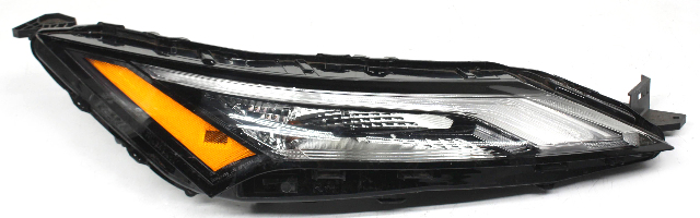 Blemished FITMENT NOTES: Front Right (passenger) side upper park lamp and turn signal, mounted between hood and bumper cover. Halogen type. ONLY for S, SL, and SV models. Does NOT fit Platinum or Sport models! Lens surface may have marks. May have other minor imperfections. It may have marks from storage and handling but overall in excellent working condition. Multiple similar items in stock; item received may not be exactly as pictured but will be as described. Please match part numbers before purchasing.** ### Photos ![