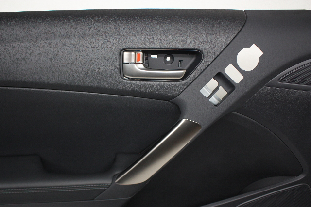 OEM Left Driver Front Door Panel For Hyundai Genesis Coupe 82307