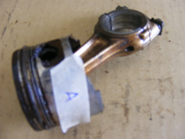 2000 Honda Outboard 130hp BF130AY XA pisotn and connecting rod 13101-ZW5-000