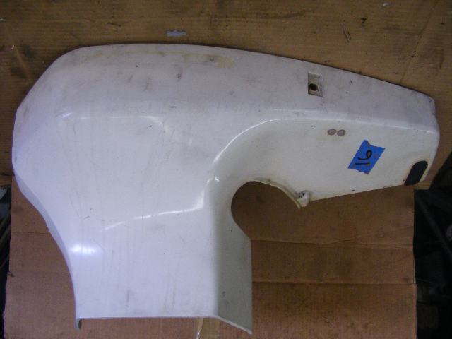 Johnson Evinrude 185-200-225-250 Inferior Motor Cubierta Blanco Puerto