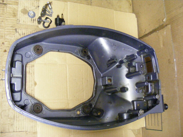 BCヤロー出品 Yamaha 6-8 HP 4 Stroke Bottom Cowling Lower Engine Cover 60R