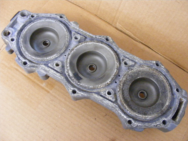 1994 Yamaha Outboard 200 hp Cylinder Head 6G5-11111-03-94