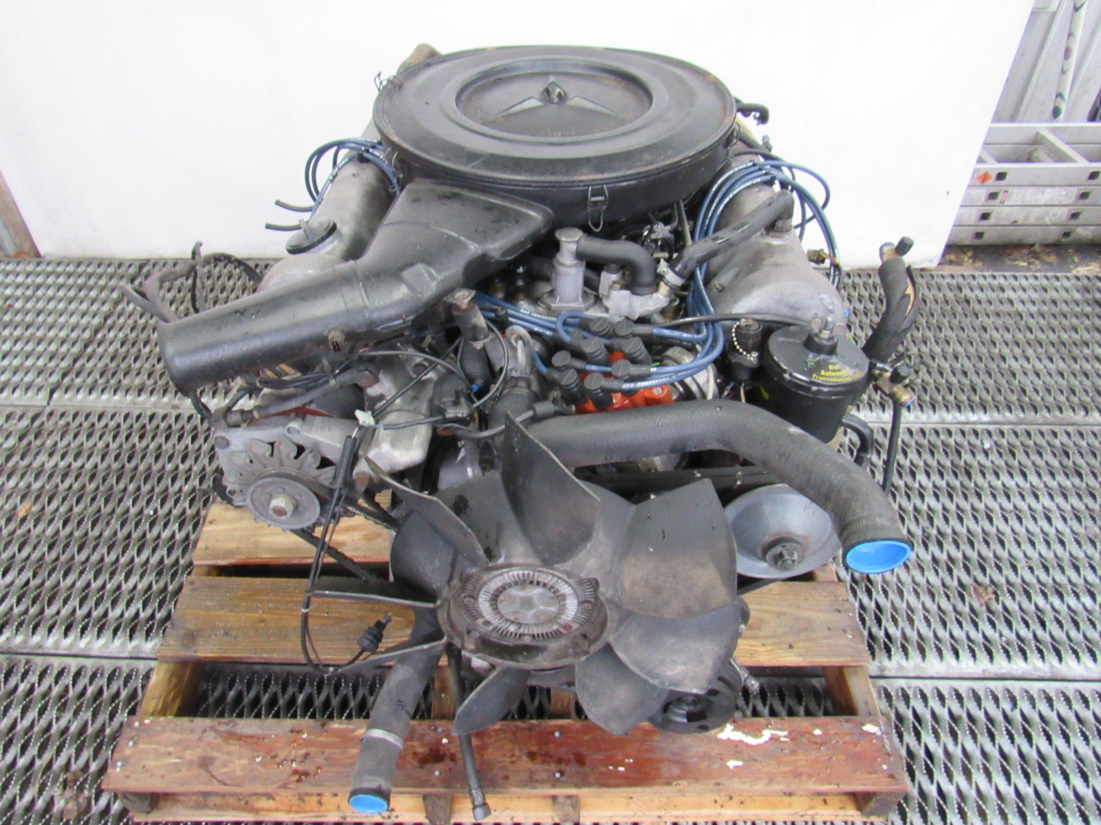 74 Mercedes R107 450SLC 450SL engine, motor V8 M117 S Auto Parts
