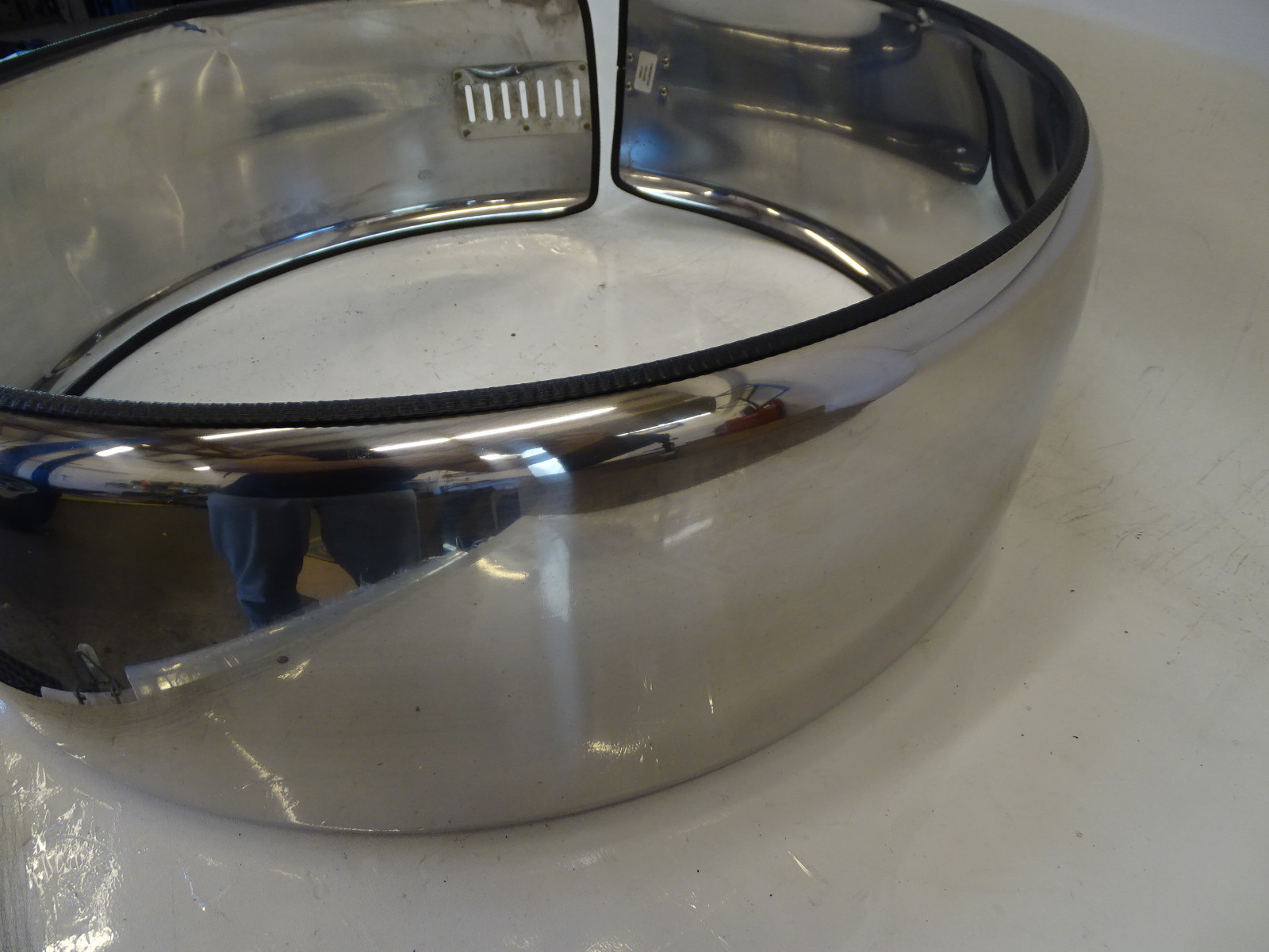 15 Mercedes W463 G550 spare tire surround ring 4638907308 S Auto Parts