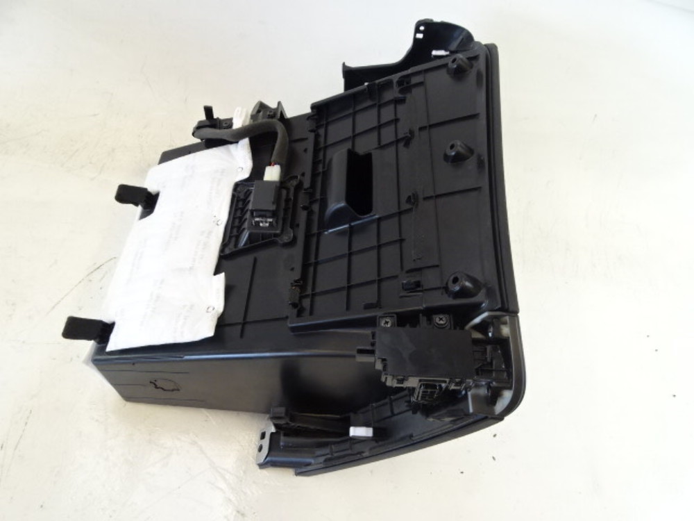 16 Kia Soul glove box, black 84510B2300 S Auto Parts