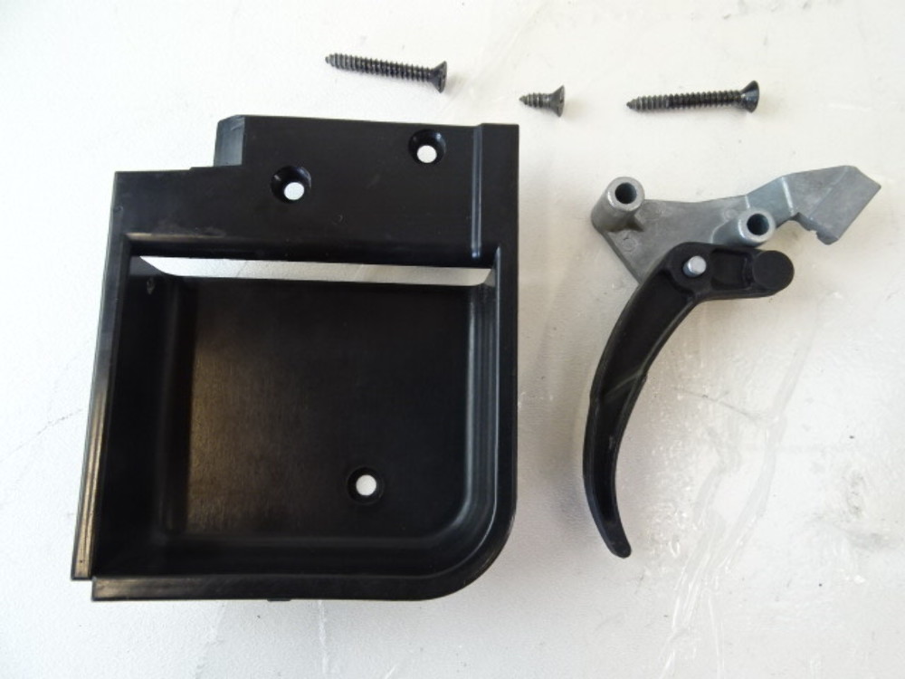 80 Mercedes R107 450SL hood release handle w/trim 1078870227 S Auto Parts