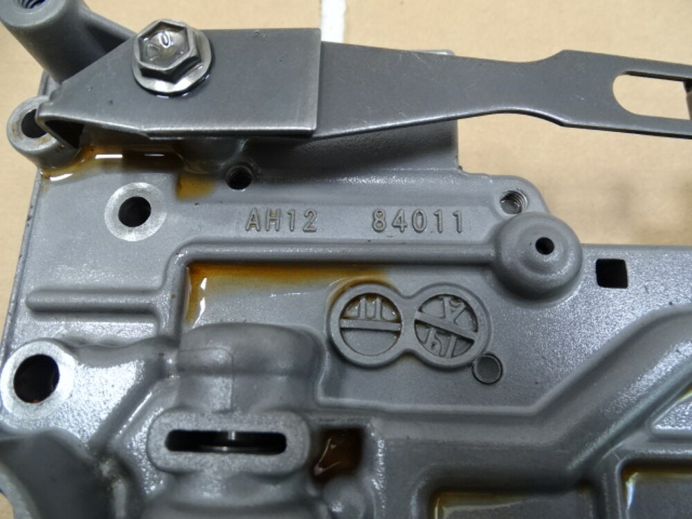 21 Toyota valve body 3541004012 S Auto Parts