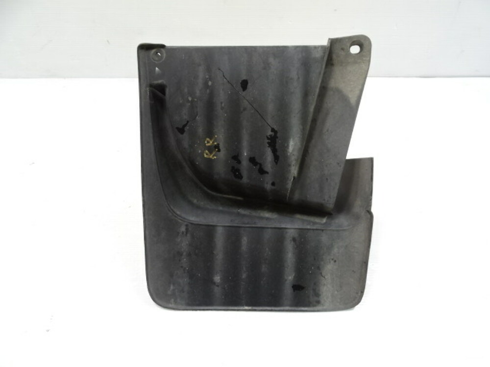 04 Lexus GX470 mud flap guard, trim, right rear 7662560190 S Auto Parts