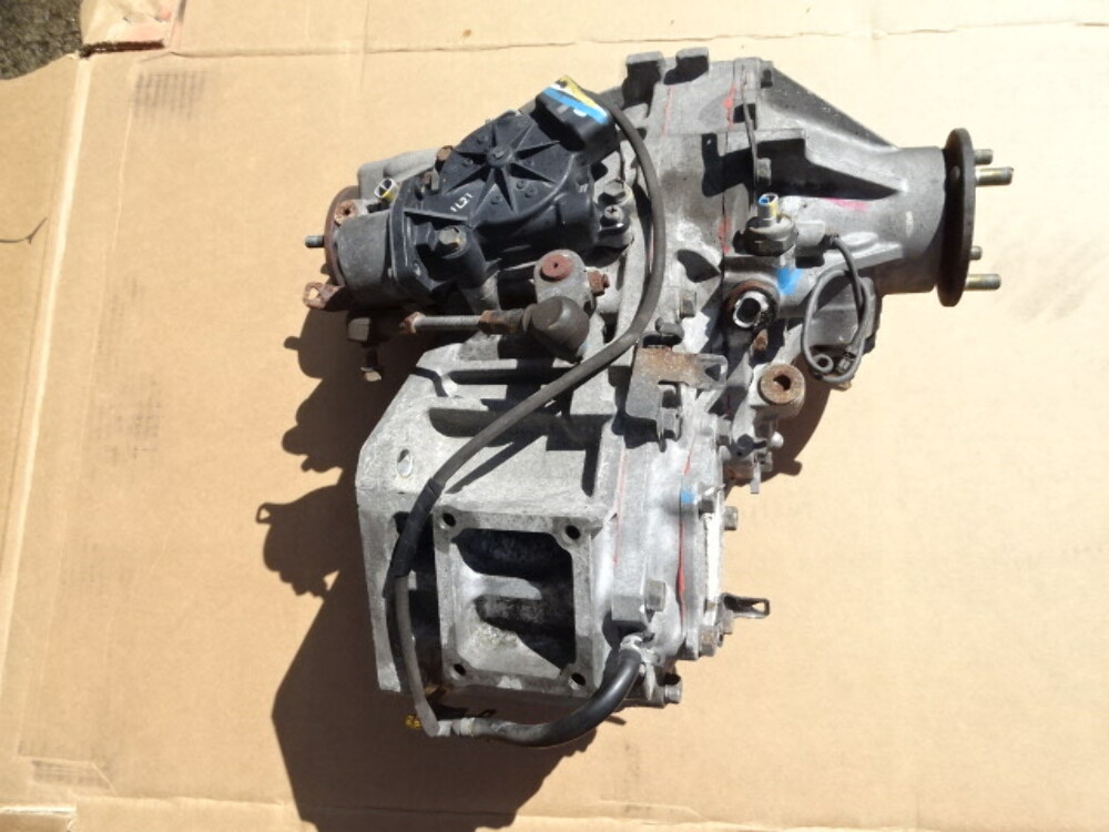 02 Lexus LX470 transfer case, 361306A221 S Auto Parts