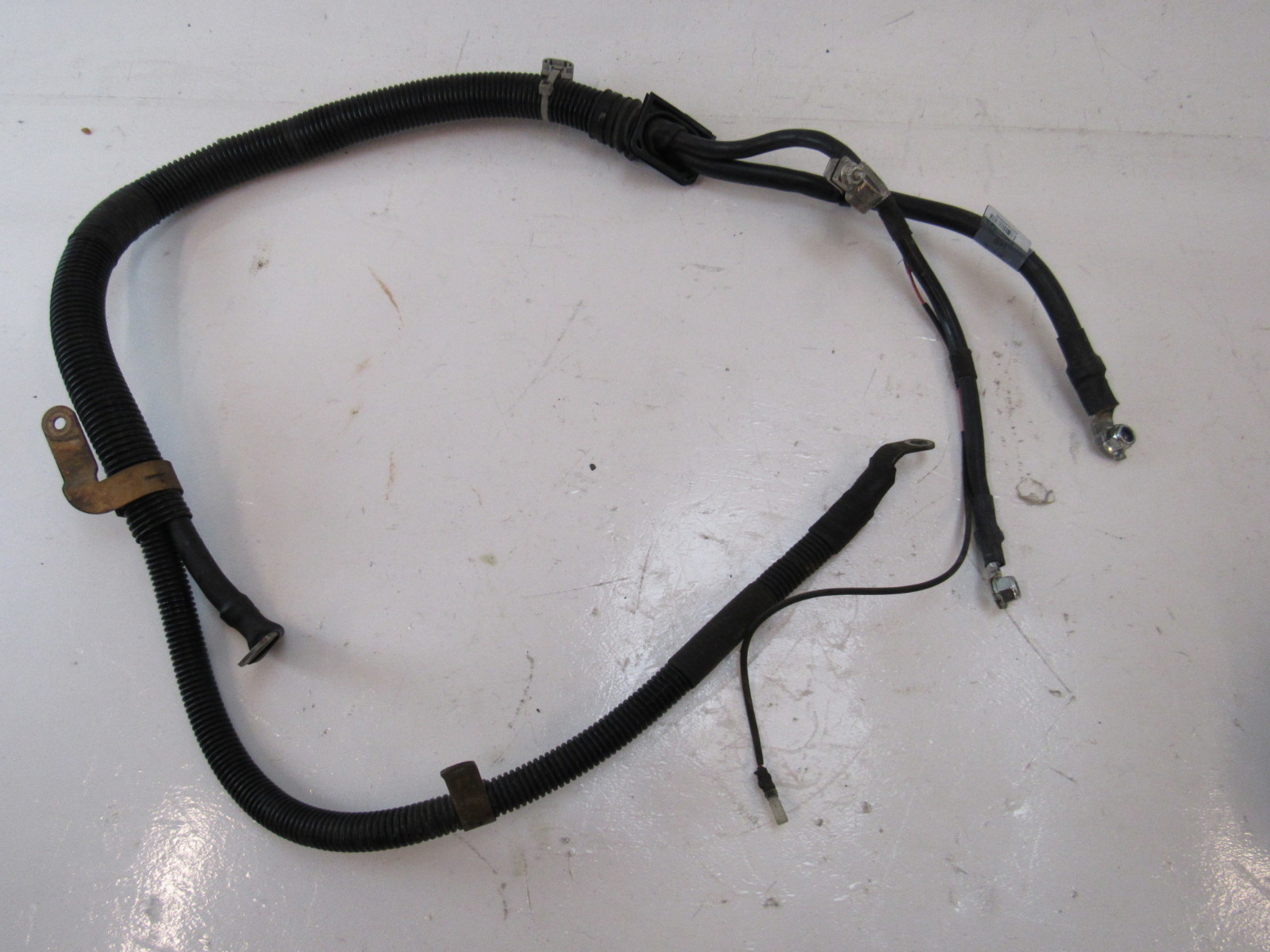 Mercedes W221 S600 cable, for alternator / starter 2215400935 S Auto