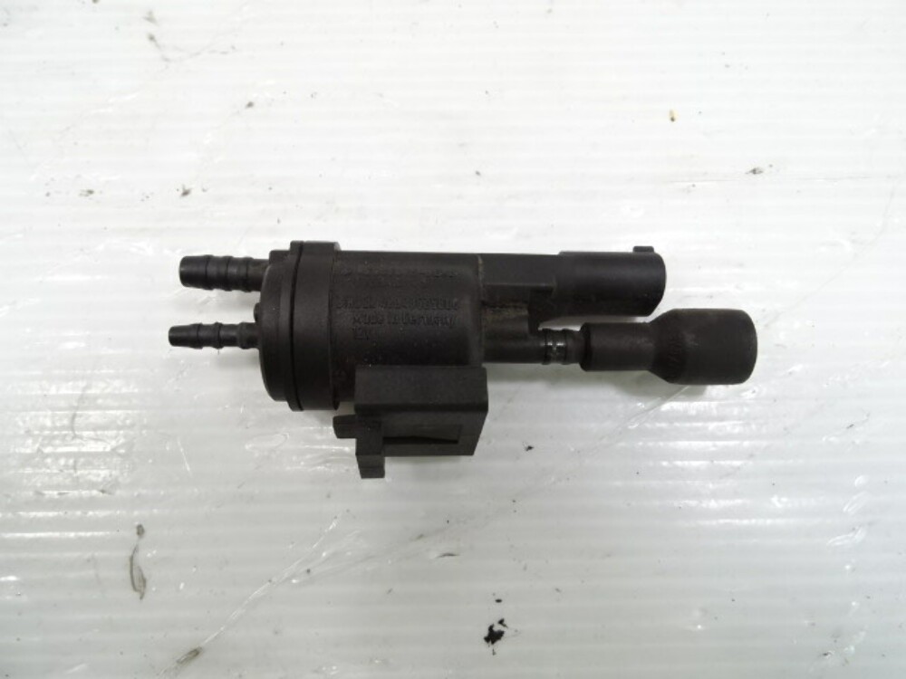 Mercedes W221 S550 valve, switchover, solenoid, air vaccum 0025401497