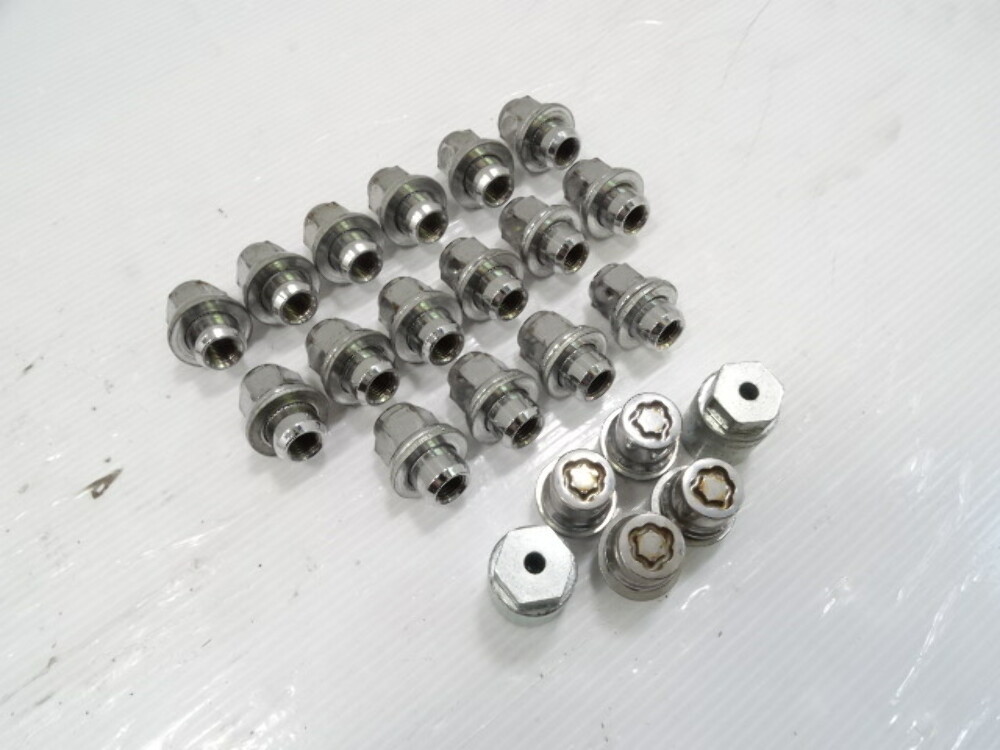 Lexus RX350 RX450h lug nuts, set of 20, w/secret lug, 9008494001 S