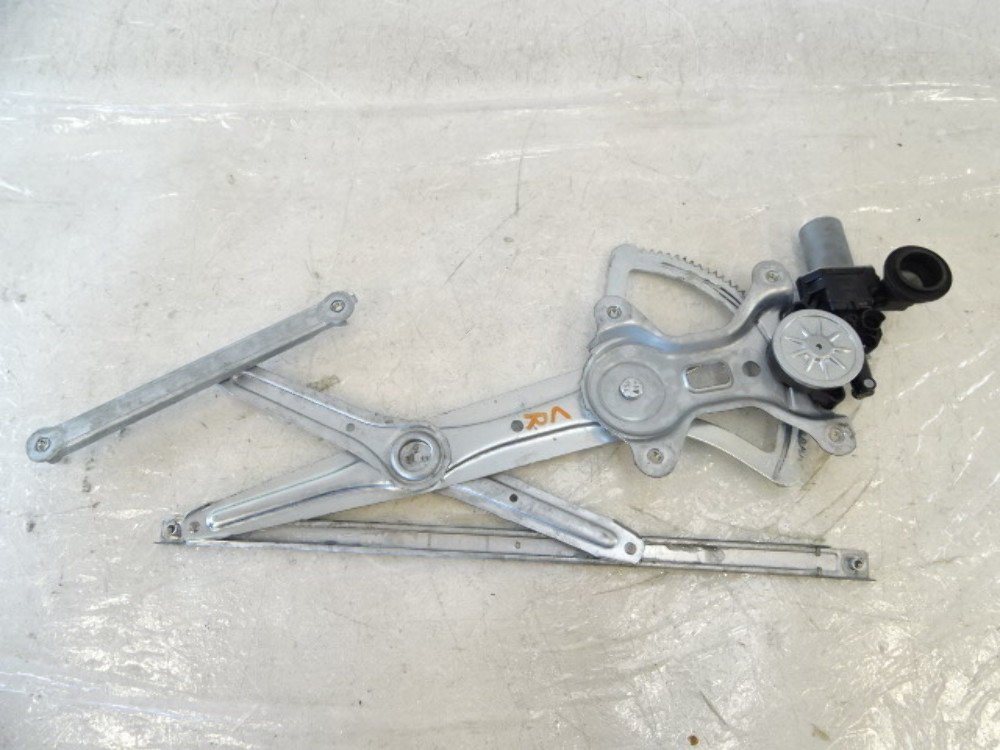 Toyota N300 window motor & regulator left rear 8572004030 69802