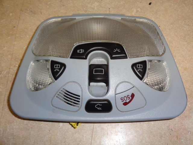 Mercedes W463 G500 interior dome light lamp overhead console 4638200401 FOR PARTS