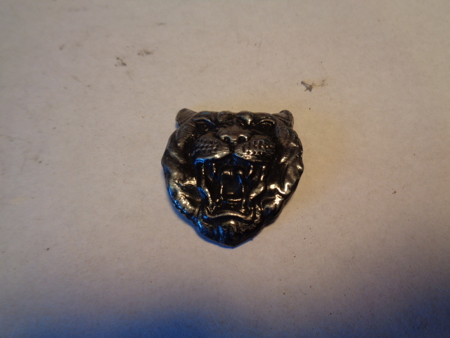 95-03 JAGUAR XJ6 XJ8 XJR grille hood ornament emblem